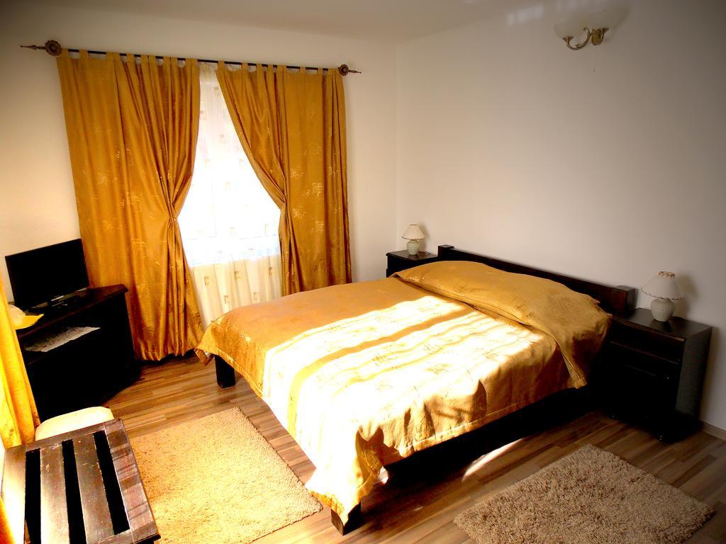 Casa Olteanu Pension Moieciu de Jos Chambre photo